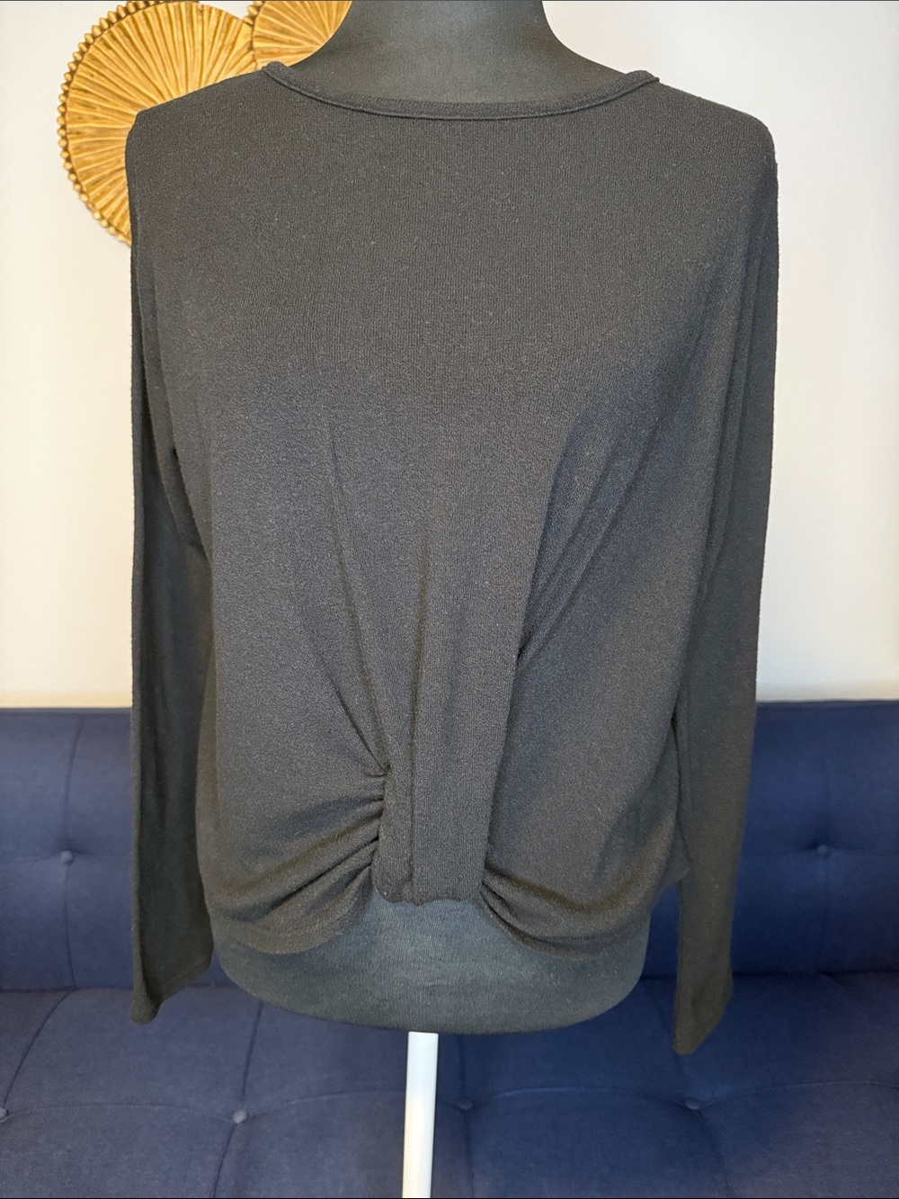 ALYA Black Long-Sleeve Twist Front Women's Lightweight Sweatshirt size Medium